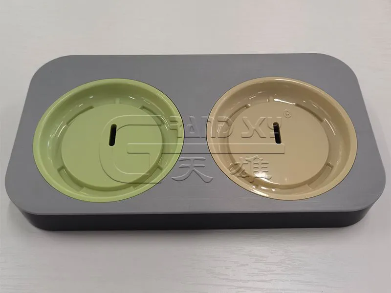 Spray-free Alloy